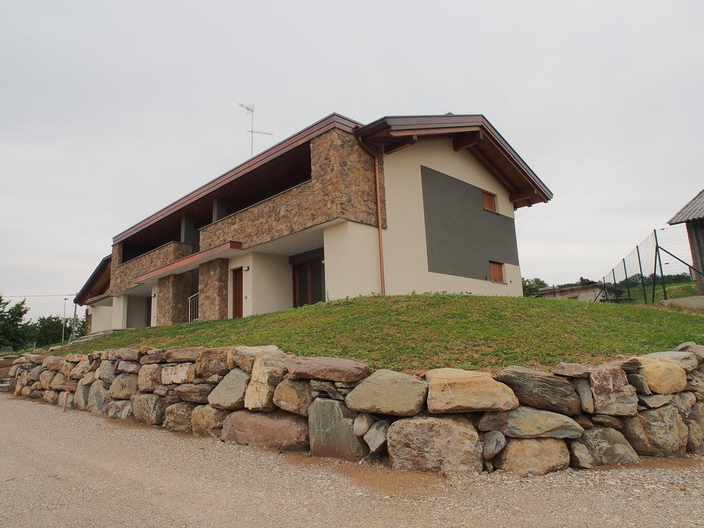 Alloggio Agrituristico Ai Tre Castelli Moruzzo Eksteriør billede