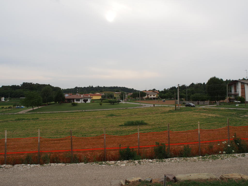 Alloggio Agrituristico Ai Tre Castelli Moruzzo Eksteriør billede